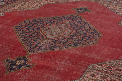 1868 - 9'6" x 12'10"