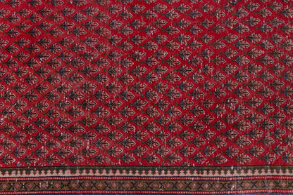 1945 - 6'11" x 10'4"