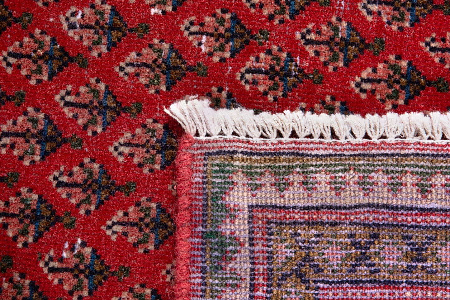 1945 - 6'11" x 10'4"