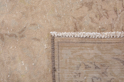 1972 - 5'11" x 9'10"