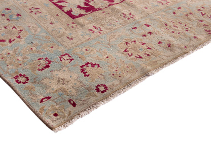 1993 - 8'10" x 12'4"