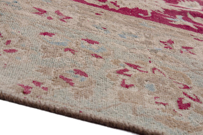 1993 - 8'10" x 12'4"