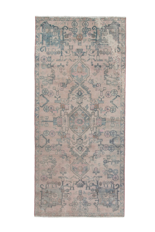5000 - 3'6" x 8'3"