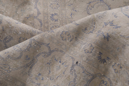 2028 - 7'10" x 10'11"