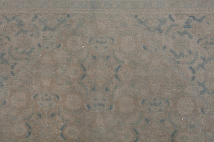 2029 - 7'11" x 10'11"