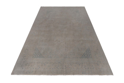 2029 - 7'11" x 10'11"