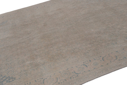 2029 - 7'11" x 10'11"