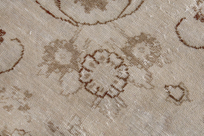 2033 - 8'5" x 11'10"