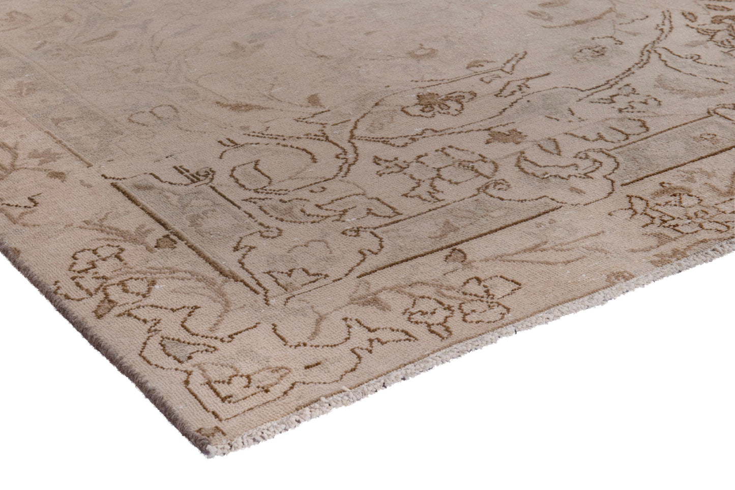 2041 - 5'11" x 10'2"