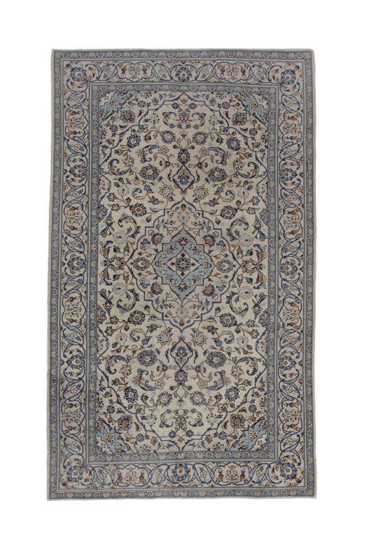 5429 - 4'11" x 8'2"
