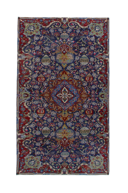 2451 - 4'11" x 8'10"