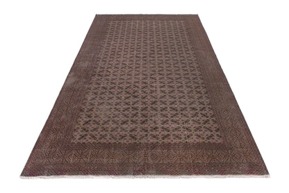 2493 - 7'11" x 10'8"