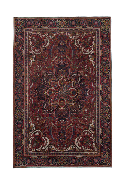 2579 - 7'3" x 10'11"