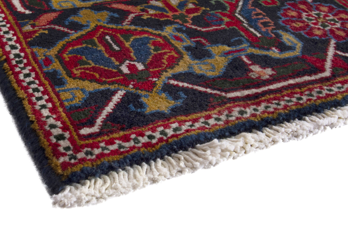 2579 - 7'3" x 10'11"