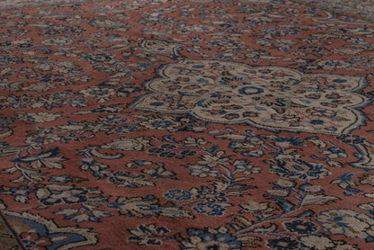 2584 - 7'7" x 10'11"