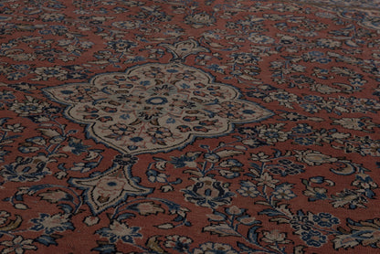 2584 - 7'7" x 10'11"