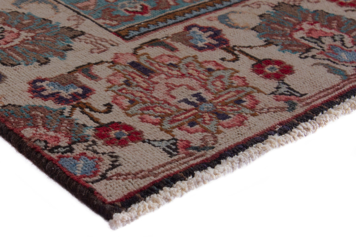 2594 - 6'11" x 10'8"