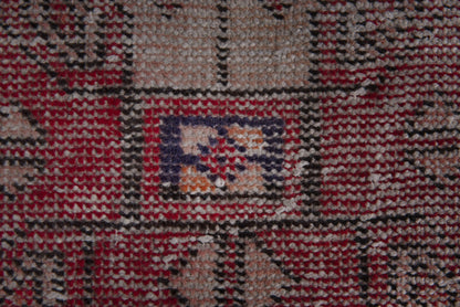 2624 - 1'10" x 2'11"