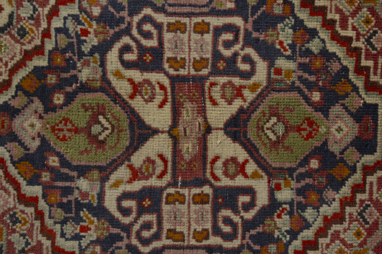 2703 - 2'2" x 2'