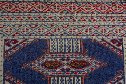 2713 - 2' x 2'9"