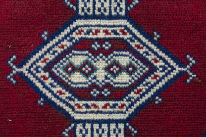 2767 - 2' x 2'7"