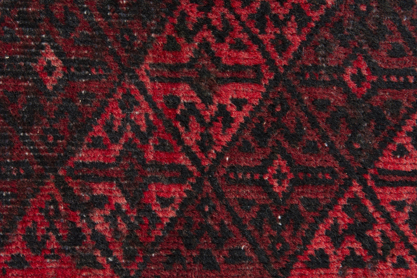 2835 - 2'4" x 2'9"