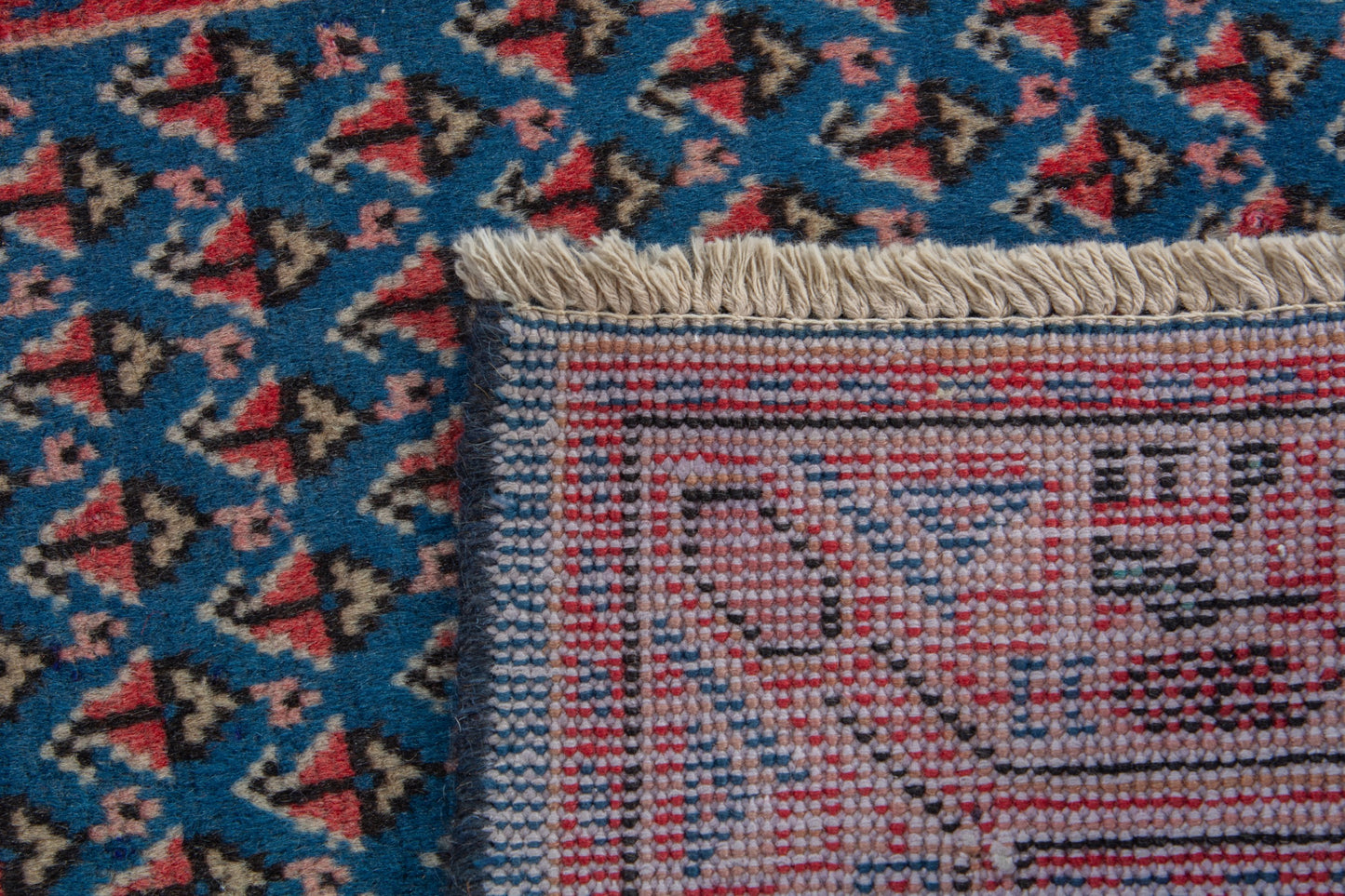 2843 - 2'1" x 2'4"
