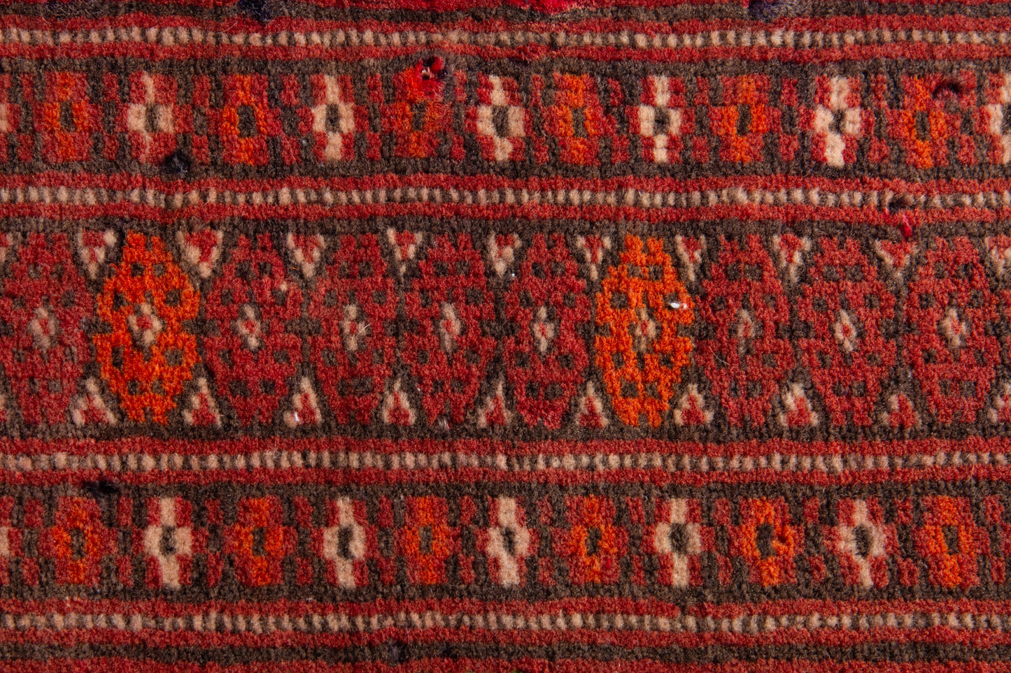 2889 - 2' x 2'7"