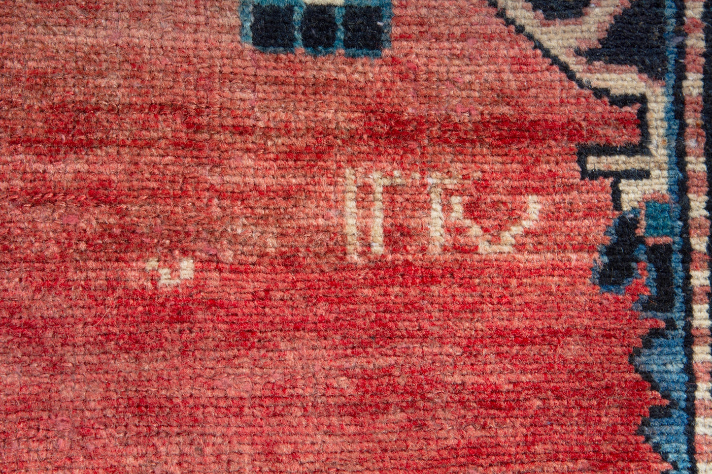 5910 - 3'1" x 12'8"