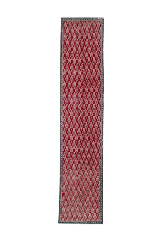 5947 - 2'4" x 11'4"