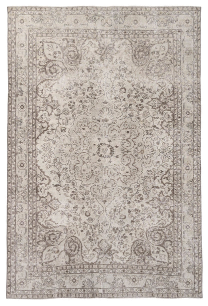 8363 - 6'11" x 10'5"