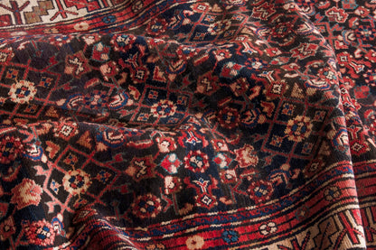 3131 - 3'11" x 8'10"