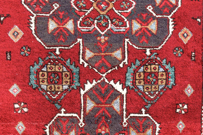 3137 - 3'11" x 10'10"