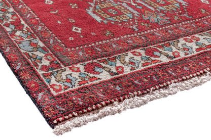 3137 - 3'11" x 10'10"