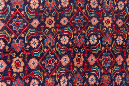 3203 - 3'8" x 10'10"