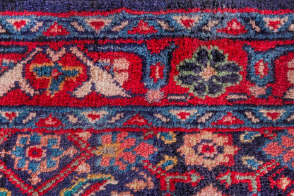 3203 - 3'8" x 10'10"