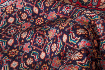 3203 - 3'8" x 10'10"