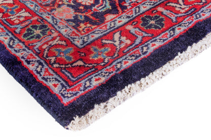 3203 - 3'8" x 10'10"