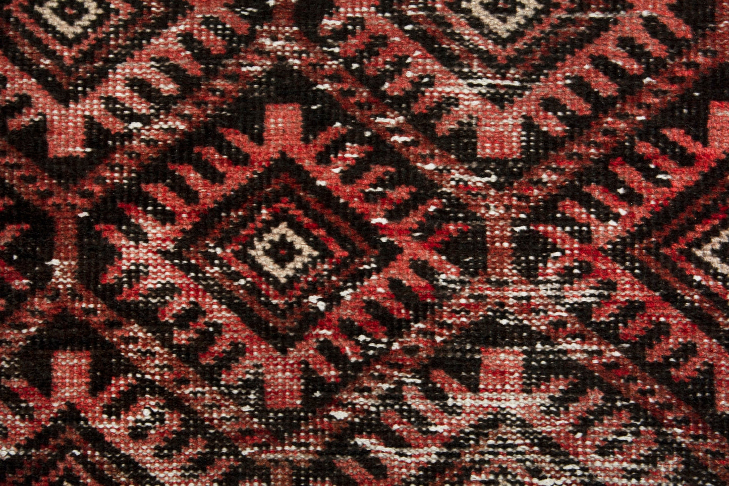 6292 - 3'11" x 8'2"