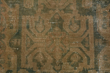 3313 - 3'10" x 18'3"