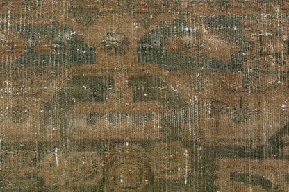 3313 - 3'10" x 18'3"