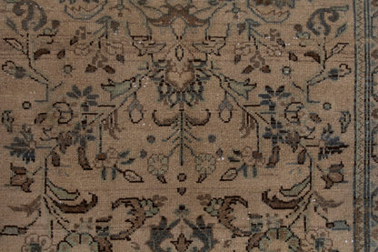 3315 - 3'10" x 18'10"