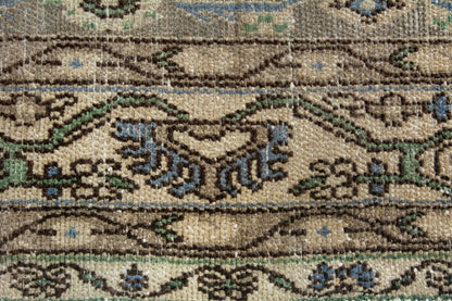 3349 - 3'9" x 16'11"