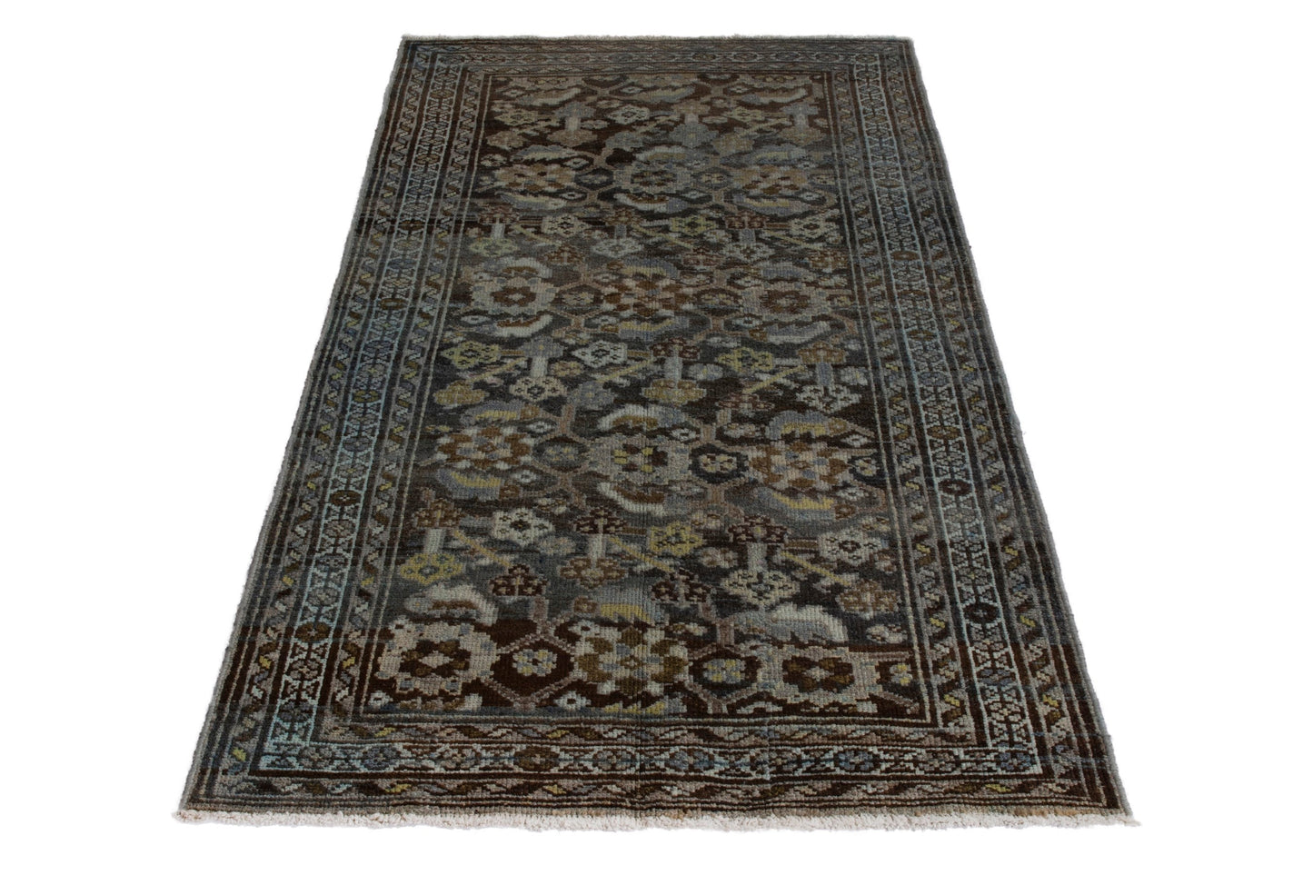 3381 - 3'10" x 6'11"