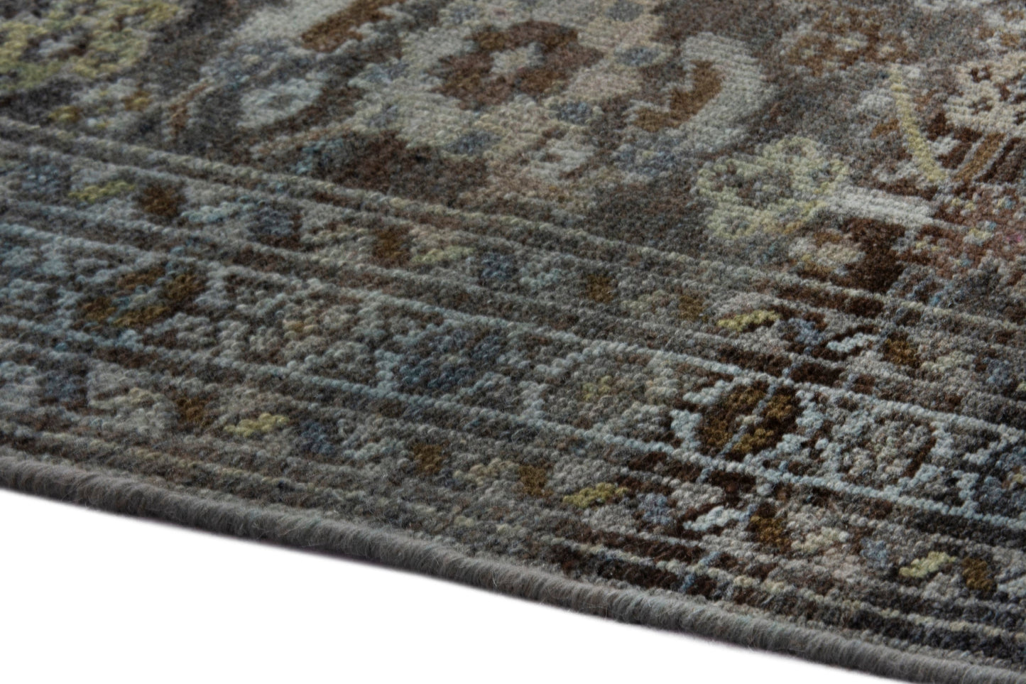 3381 - 3'10" x 6'11"