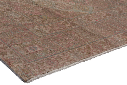 3489 - 7'10" x 11'3"