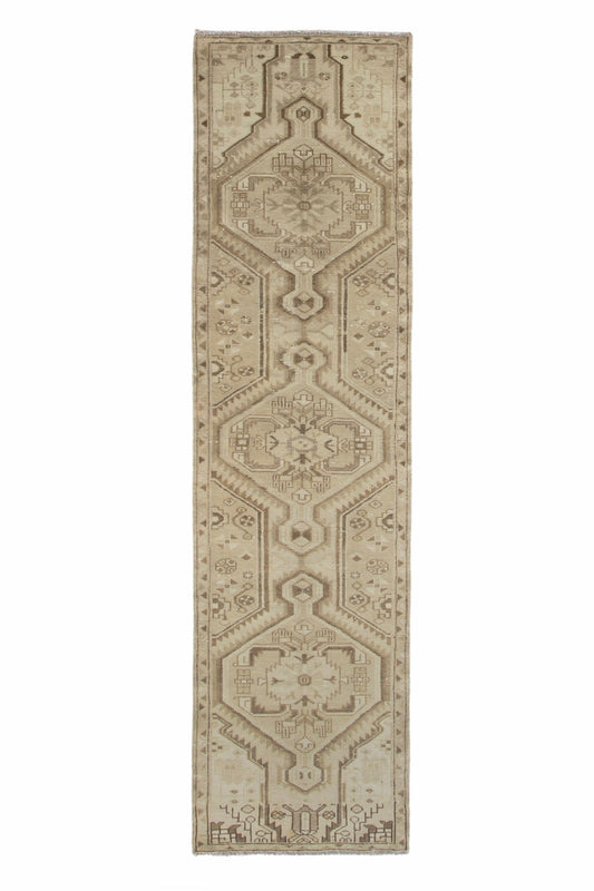 6490 - 2'6" x 9'4"
