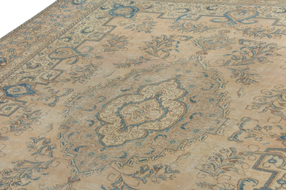 3512 - 8'11" x 12'10"