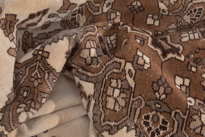 3522 - 6'11" x 9'10"