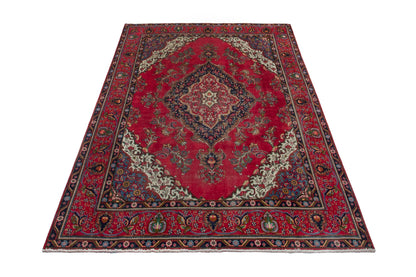 3533 - 9'11" x 13'1"